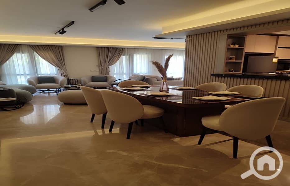 5 0a1c2289-85de-4dec-8366-935b7fb1a3fb. jpg