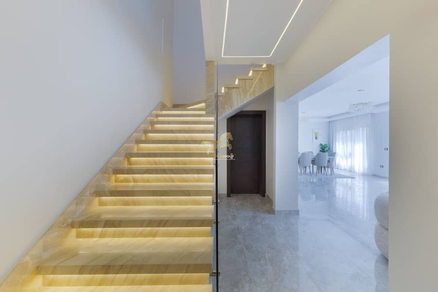 11 IMG_9288-Edit. jpg