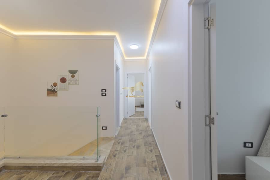 13 IMG_9309-Edit. jpg