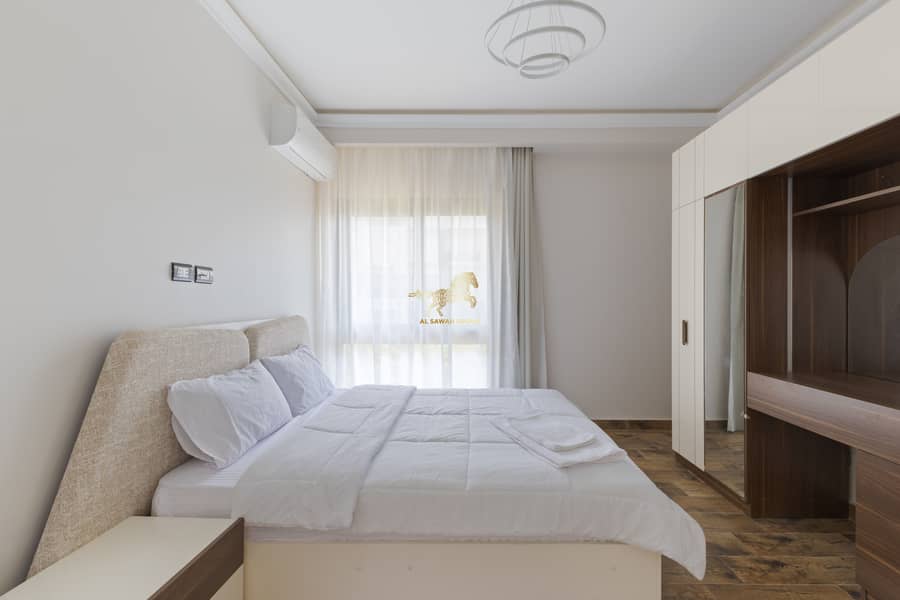 14 IMG_9323-Edit. jpg