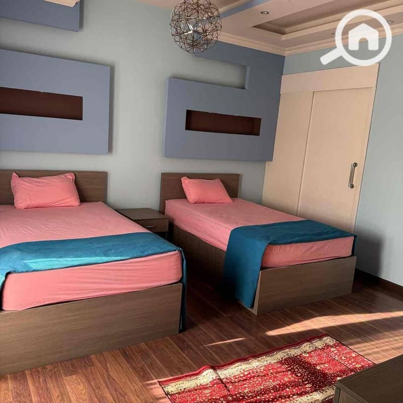 4 7011c226-4474-4c8e-8638-6ca7523591d0. jpg