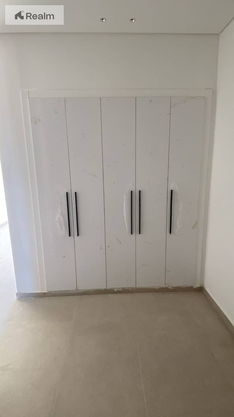 8 WhatsApp Image 2025-12-18 at 10.40. 27 AM (1). jpeg