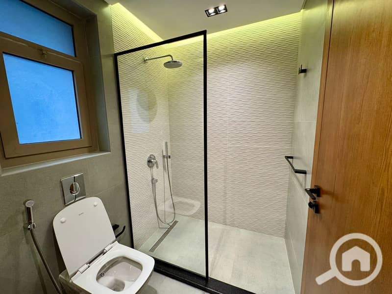 11 WhatsApp Image 2025-10-29 at 14.22. 25 (3). jpeg