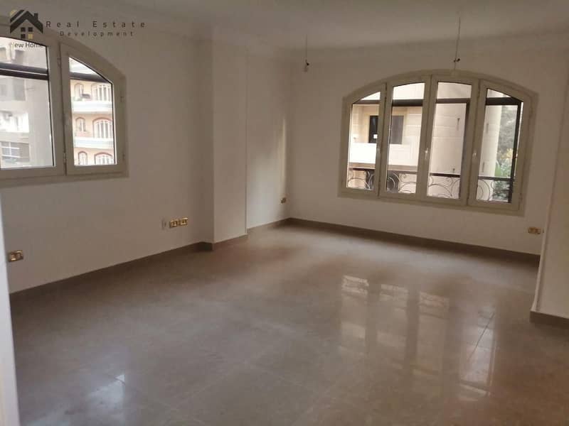 24 WhatsApp Image 2025-10-21 at 16.24. 29_335e305a. jpg