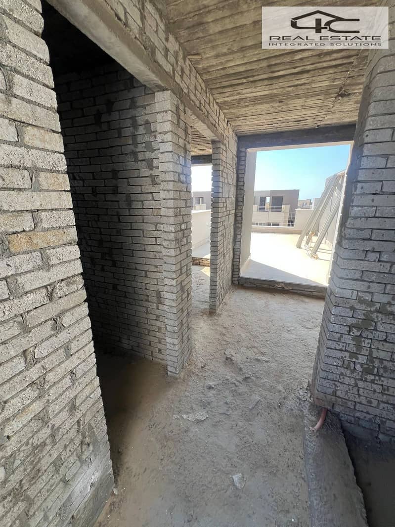 6 WhatsApp Image 2025-12-08 at 11.25. 17 AM (2). jpeg