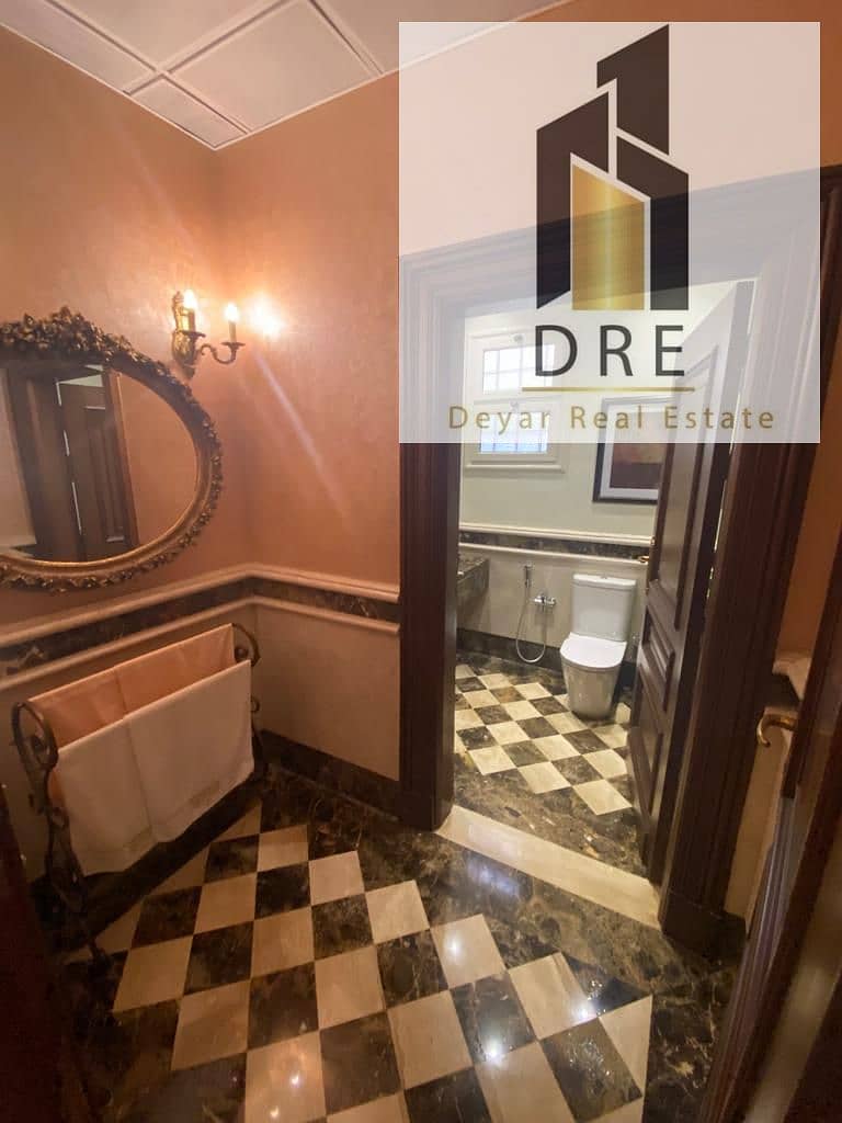 5 40de0bb5-987b-427f-82f6-c8007bd01a94. jpg