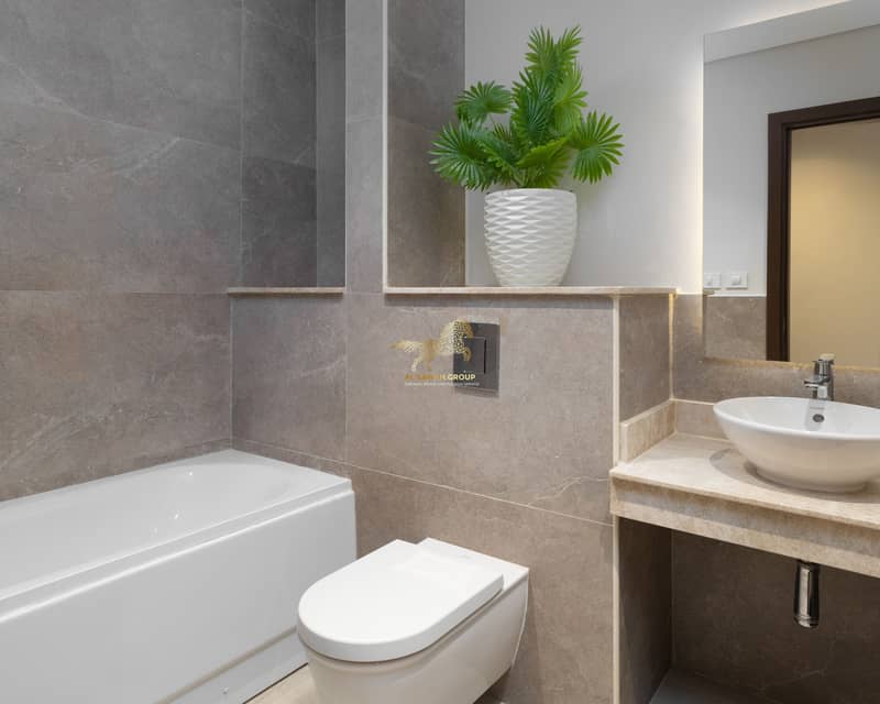 13 IMG_8299-Edit. jpg