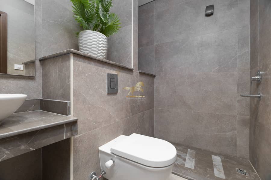 17 IMG_8355-Edit. jpg