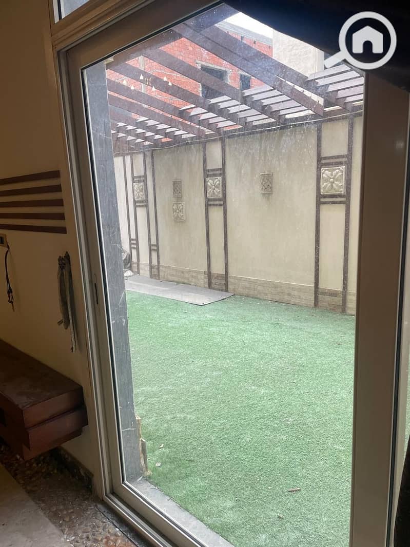 8 5c5b71d3-d04e-4ee9-a6ae-8419c8487322. jpeg