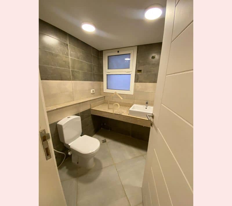 10 WhatsApp Image 2025-11-06 at 5.56. 43 PM. jpg