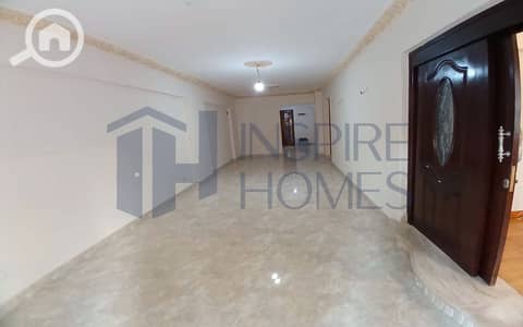 3 Bedroom Apartment for Rent in Zezenia, Alexandria - 1. jpg