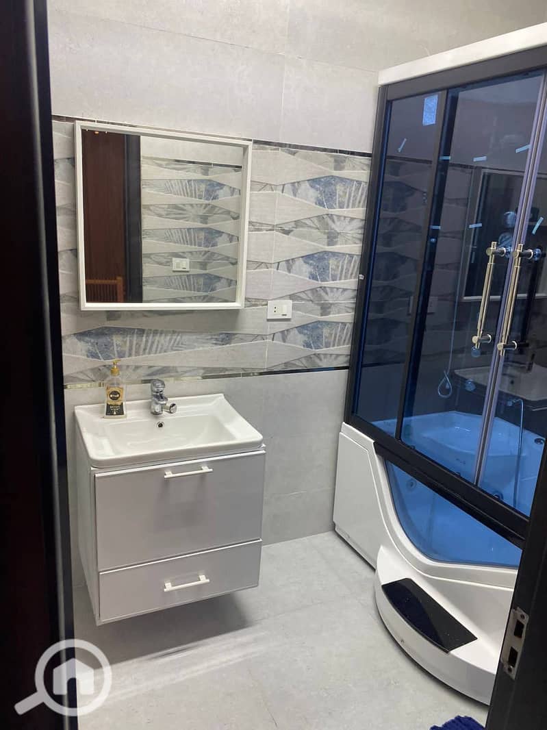 4 5f497add-5495-4e58-8e6f-9a97ea915519. jpg