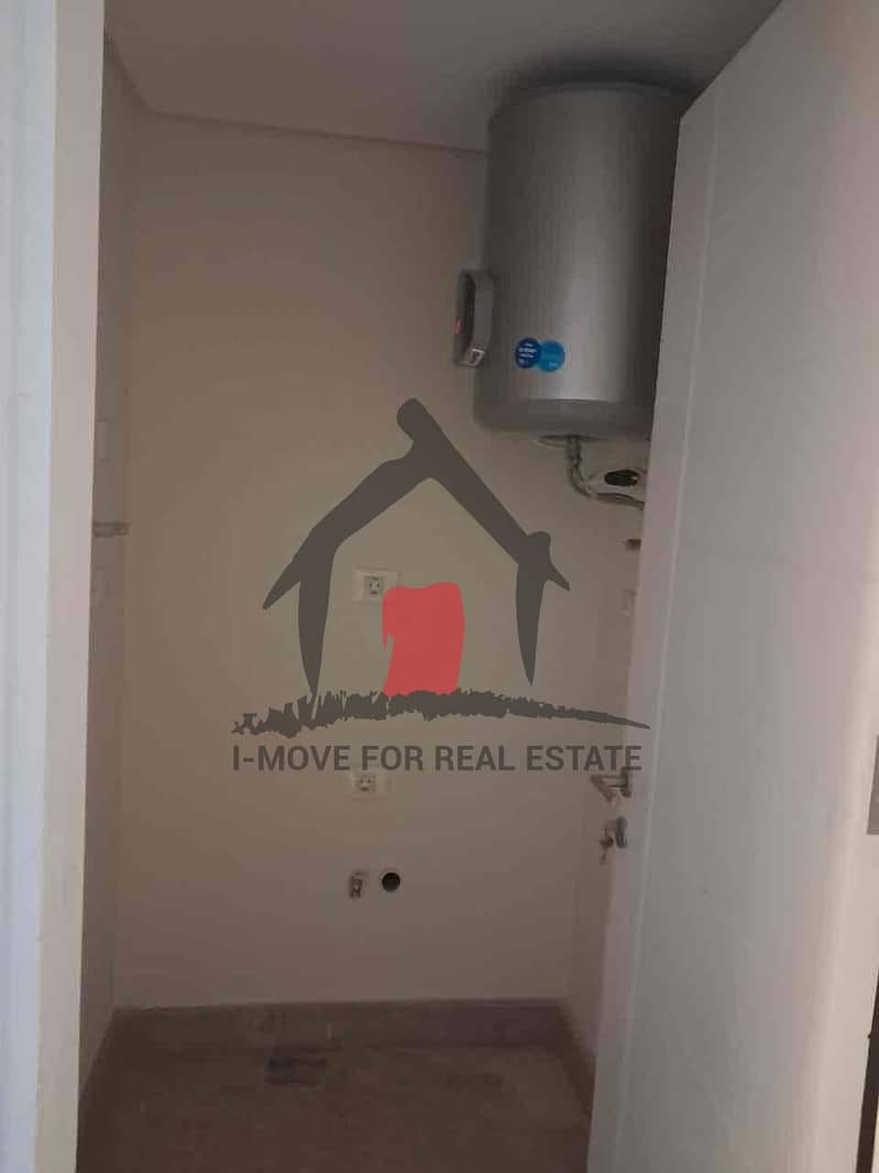 8 a642a2b2-a4e1-4249-81a6-5669f4cee478. jpg