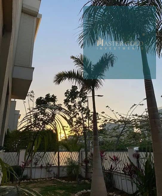 17 efbgtyhjmmki. JPG