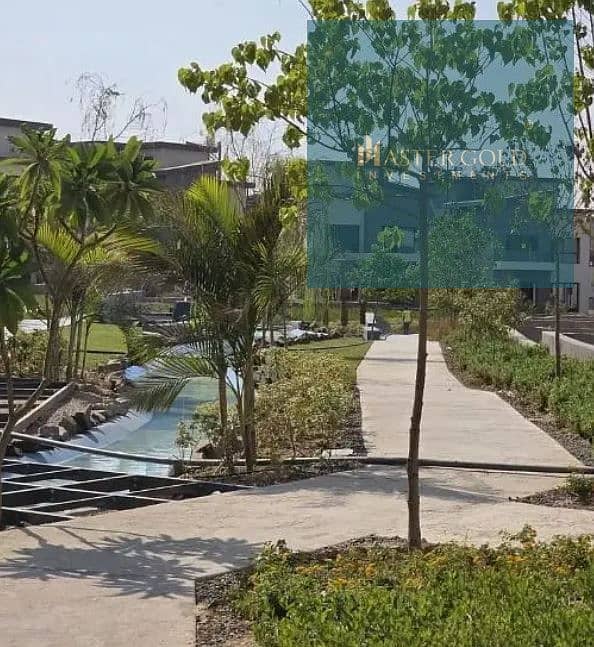 35 sdcvefgbnthjm,. JPG