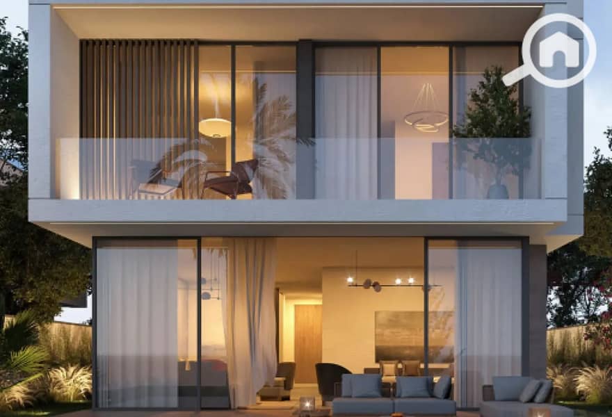 5 8278262-8d93bo. jpg