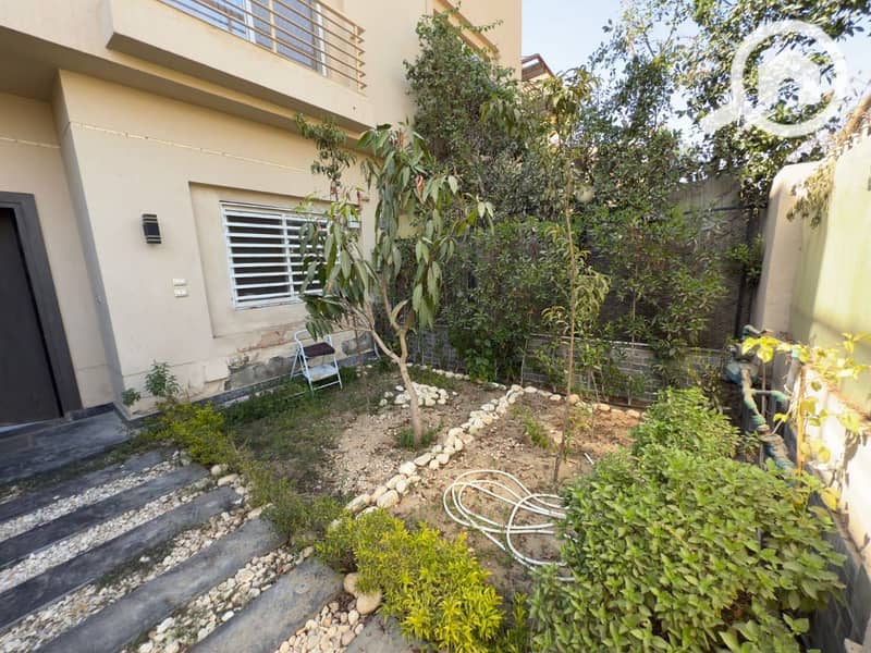 12 WhatsApp Image 2025-12-21 at 17.19. 15 (2). jpeg