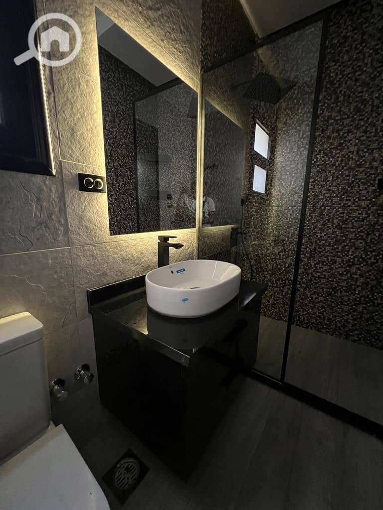 18 WhatsApp Image 2025-12-21 at 17.19. 13 (4). jpeg