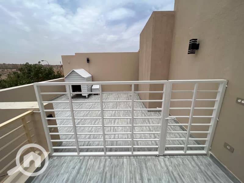 24 WhatsApp Image 2025-12-21 at 17.19. 12. jpeg