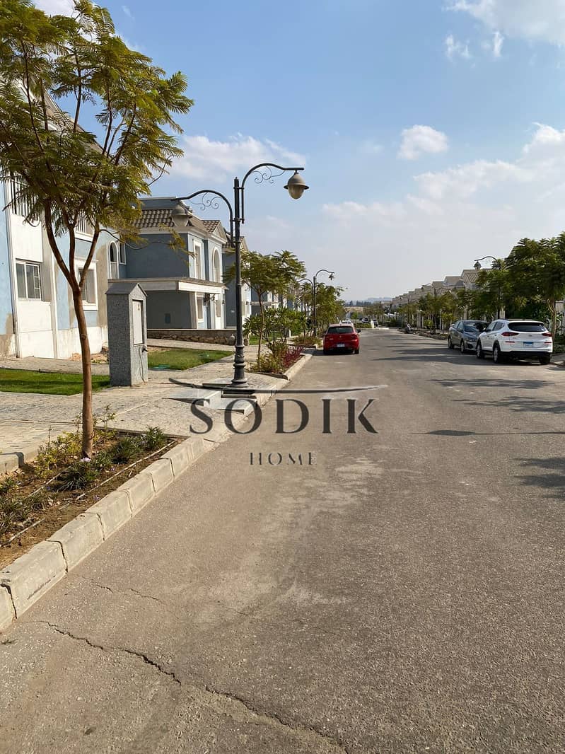 5 18cca4ac-3ad5-4577-a36d-e8e0e4e50b15. jpg