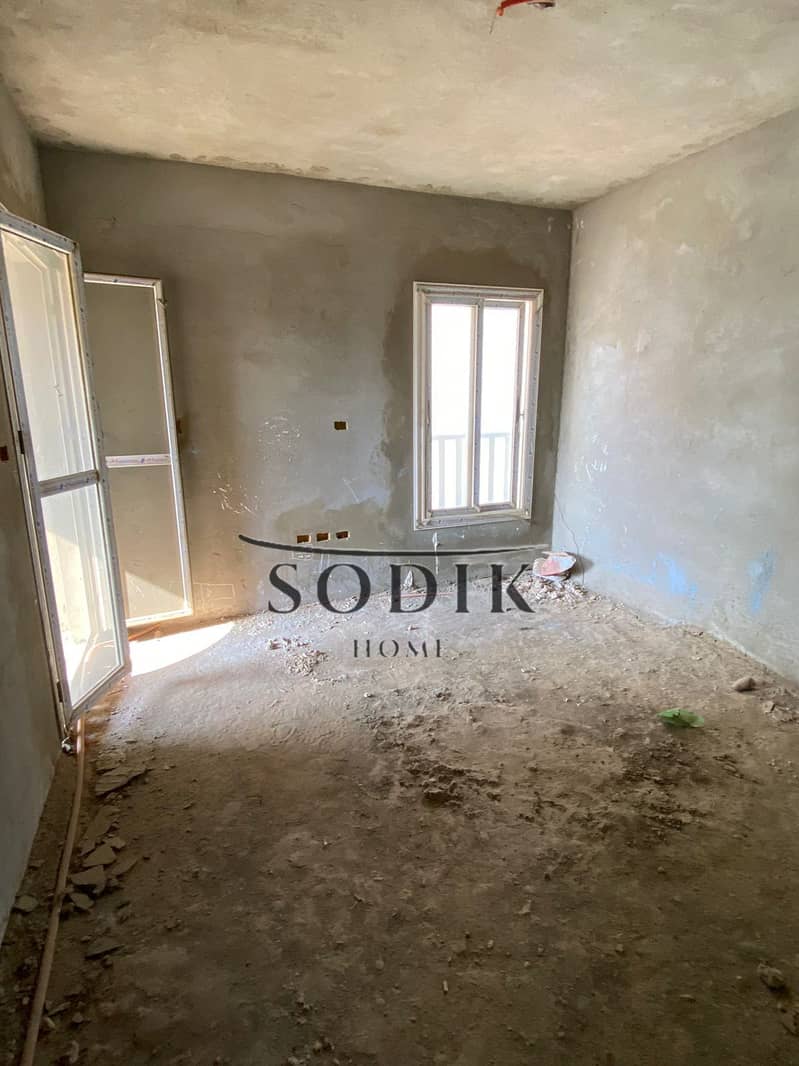 8 4cc39483-8a7d-4998-bb42-886f6c64af9a. jpg