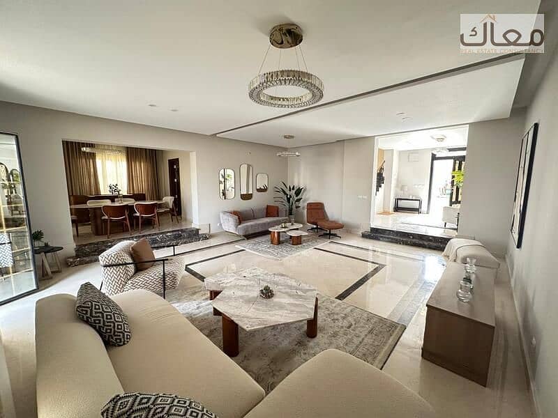 3 c48ab19e-44d5-4e02-9d24-7a3f49303fae. jpg