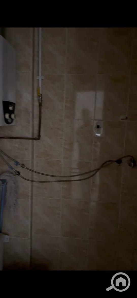 6 357f29ee-f003-4404-8b04-6380d96aeb15. jpg