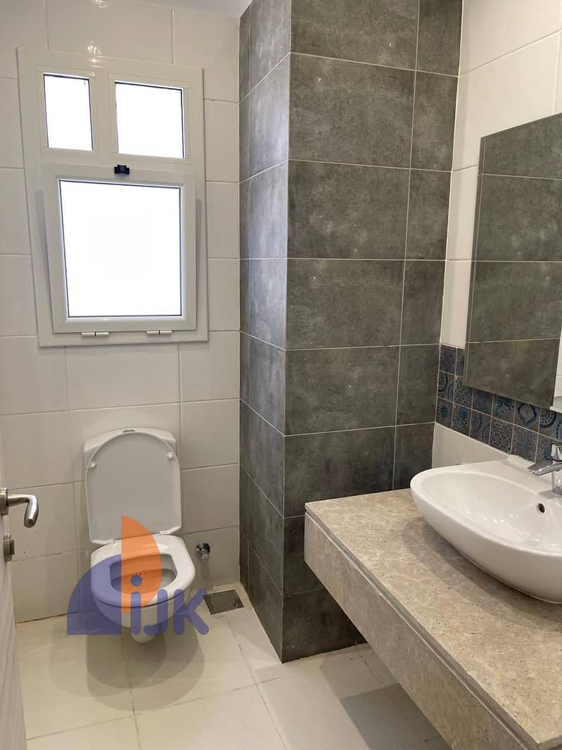 3 IMG-20251221-WA0176. jpg