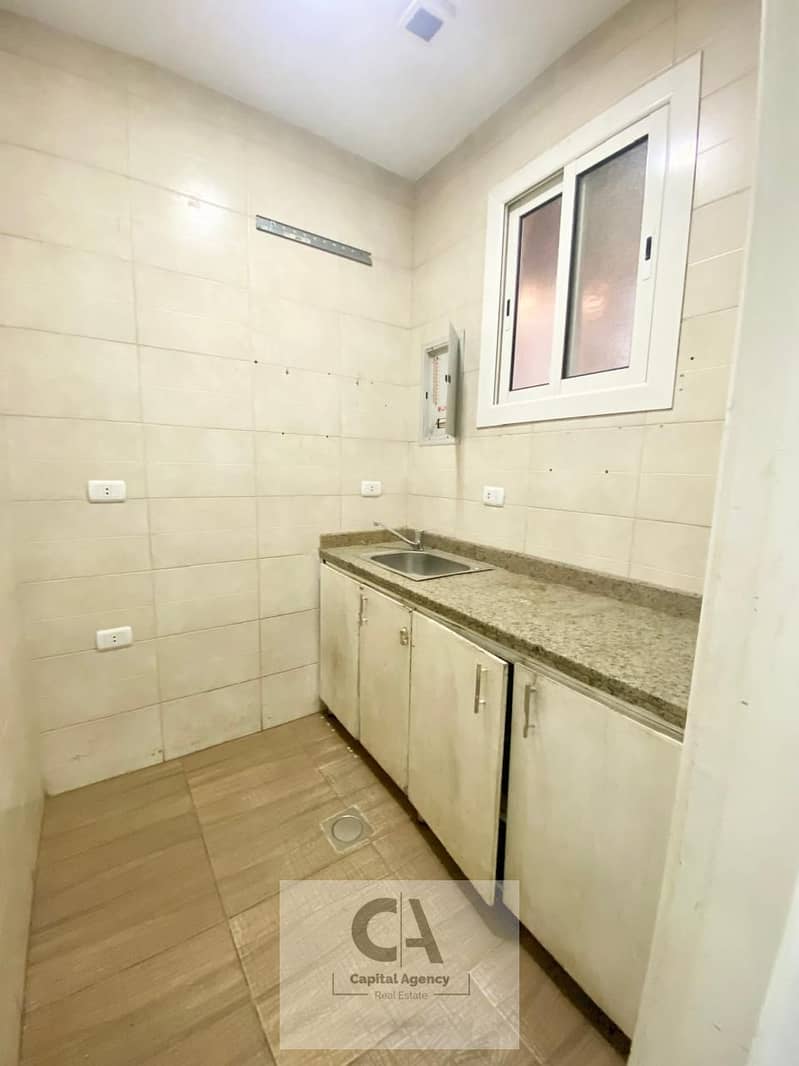 4 946219df-321a-4e41-8303-7c1d5f62705a. jpg