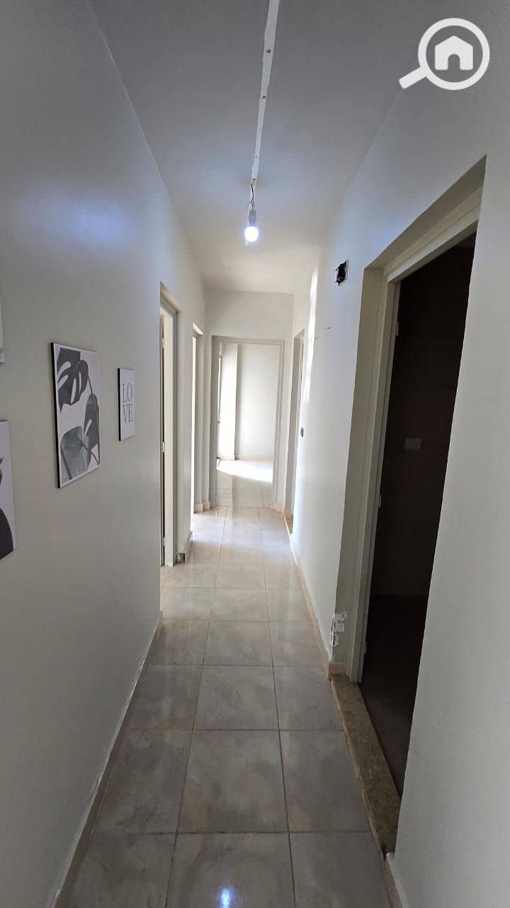 9 123b097c-65e9-4e84-a8a1-fc1ac536821d. jpg