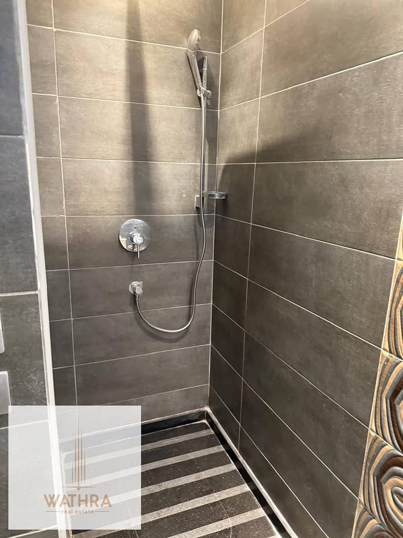 6 650476fb-7aea-48bc-8689-22190c2cc753. jpg