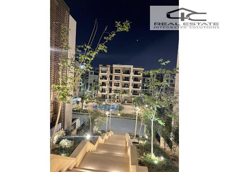 3 2023_05_05_22_44_IMG_9057. jpg