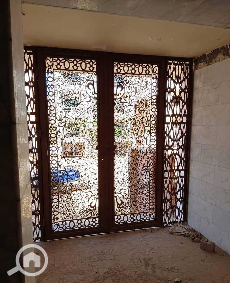 7 b983d986-efbd-4634-9143-64ce47ad7304. jpg