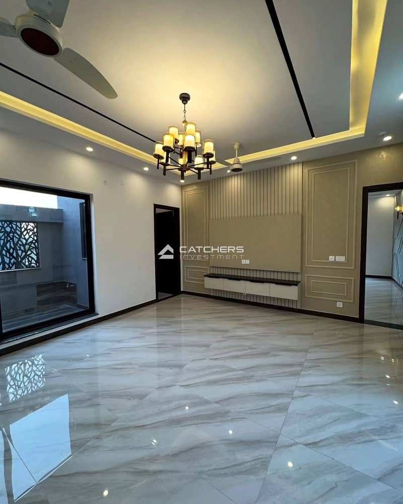 6 e913faaa76b39355e439ea024f04b8b7. jpg