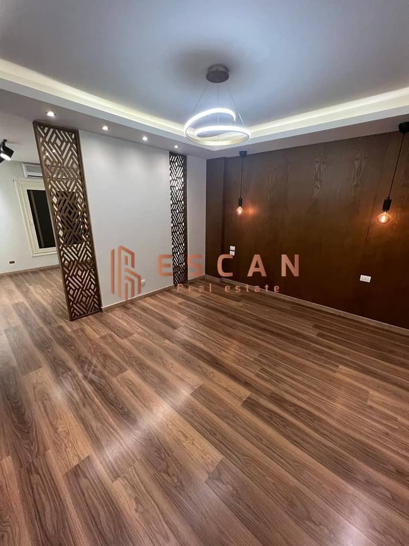 8 U646536 (17). jpeg