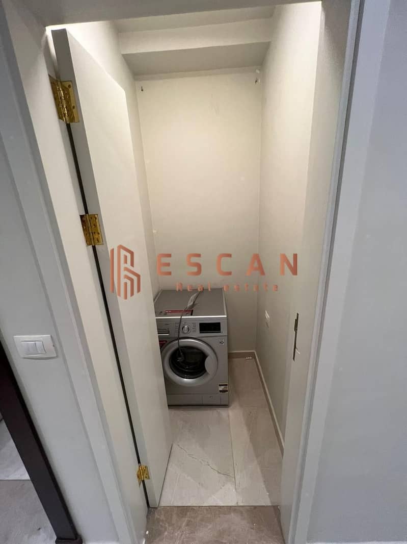 14 U646536 (10). jpeg