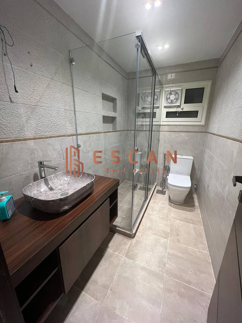 16 U646536 (12). jpeg