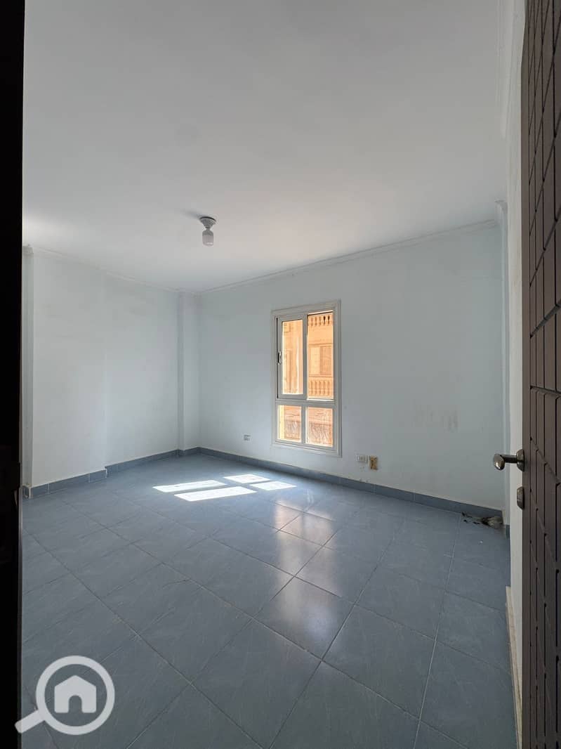 5 WhatsApp Image 2025-10-22 at 16.13. 33_d323b66b. jpg