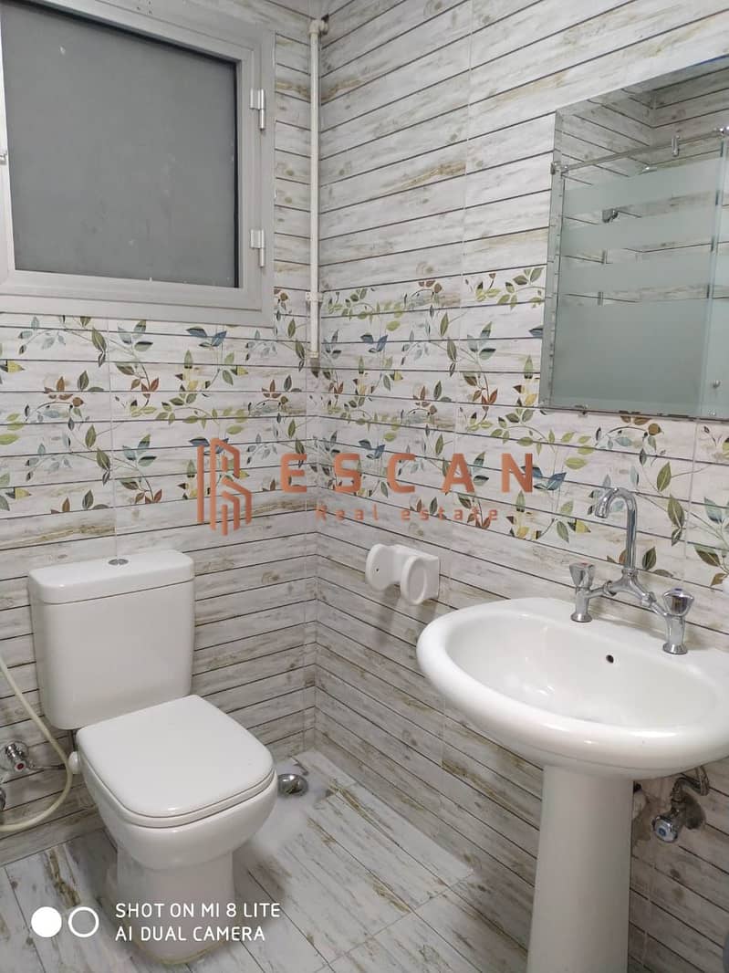 14 70b57c01-25d1-4f4e-adf5-49b2bc9ce164. jpg