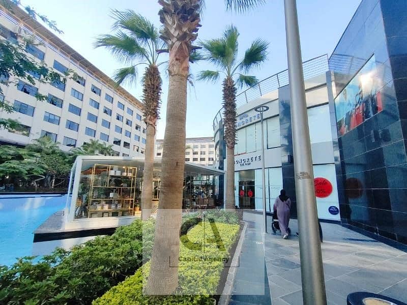 3 3f17f709-1faf-48a5-9fab-e8a8f5c18d72. jpg