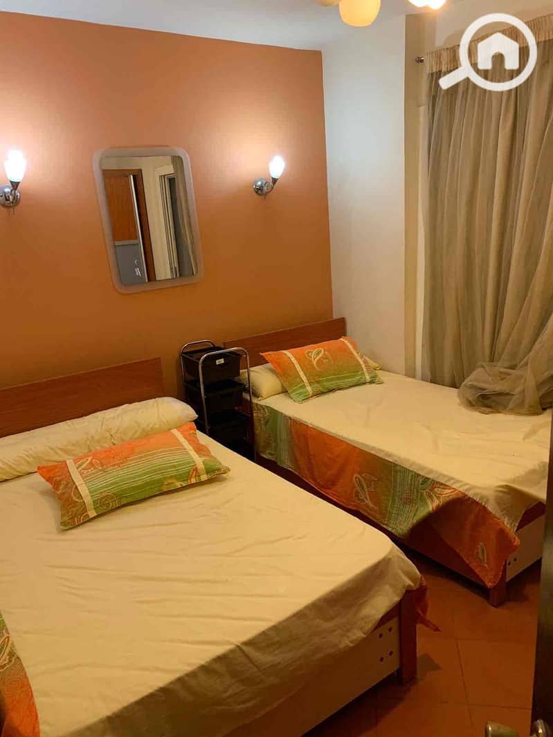 10 cedc335d-2d01-4839-8161-b64202f695d9. jpg