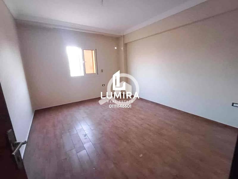 5 9f476316-bfb6-48fd-a276-62ea6c45ccb3. jpg