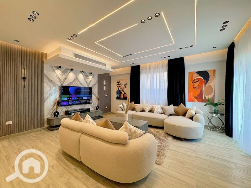 18 WhatsApp Image 2025-12-21 at 12.08. 05. jpeg