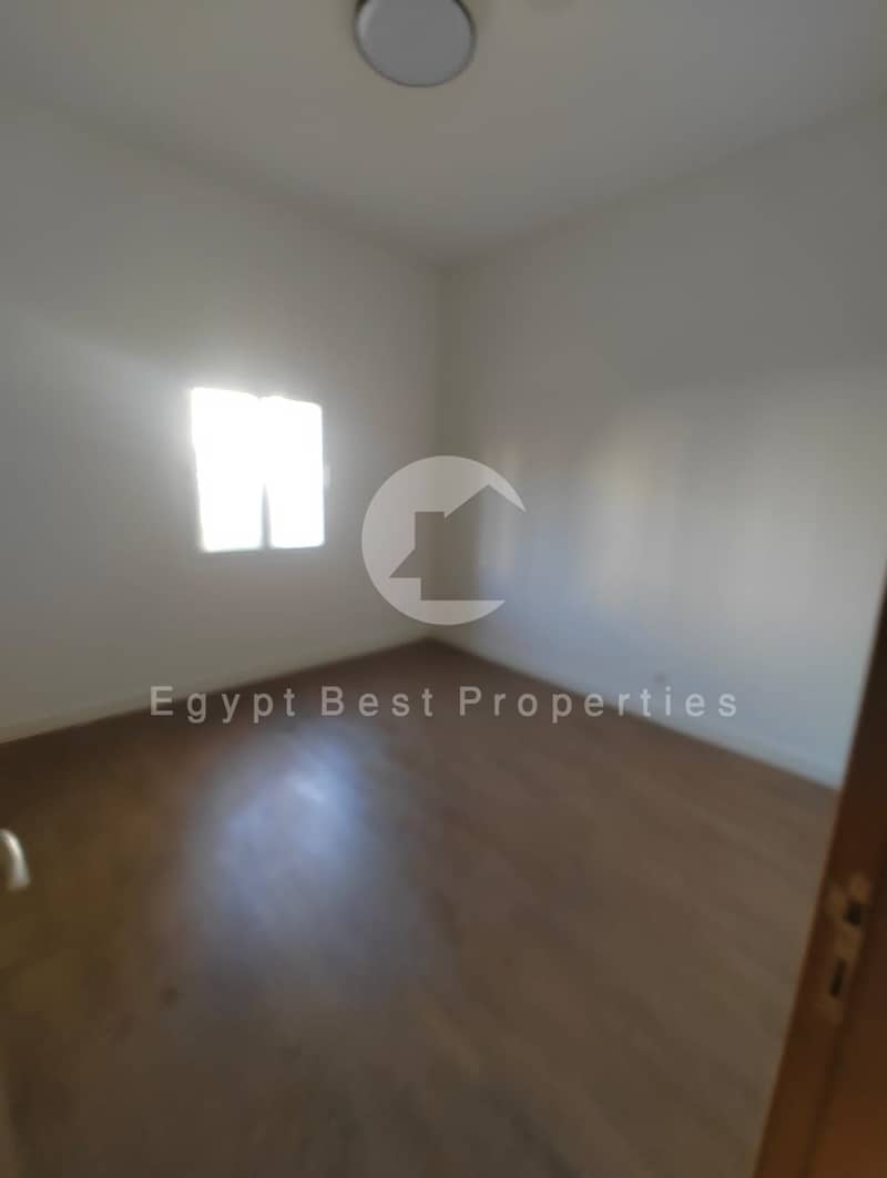 11 3879eee2-910c-4a1e-bf7b-d15cd3ab7710. jpeg