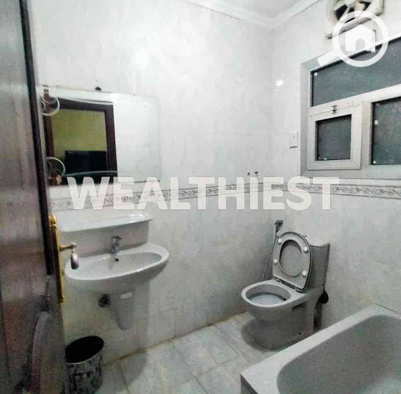 8 9f864bce-82ed-4f94-b552-3b67c6a62960. jpg