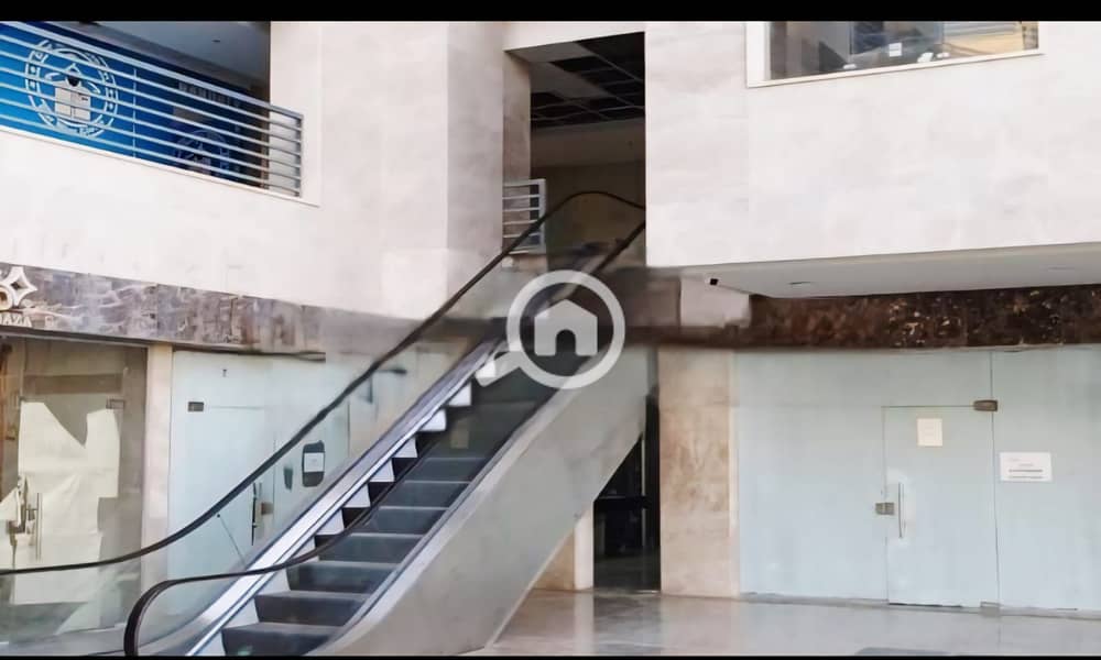 6 WhatsApp Image 2025-12-21 at 16.31. 51 (1). jpeg