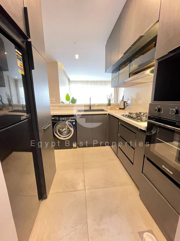 2 0df1b175-1e24-444b-b05b-c8ad5772cea8. jpg