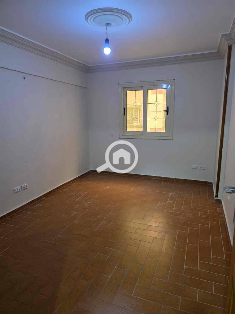 5 ea2a6b0e-e6d2-4908-b203-ec005367e551. jpg