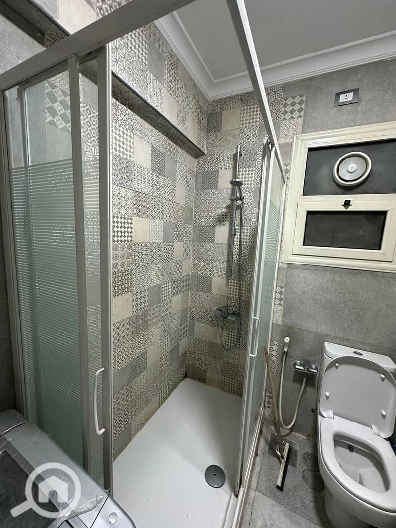 6 WhatsApp Image 2025-12-04 at 12.22. 38 PM (2). jpeg