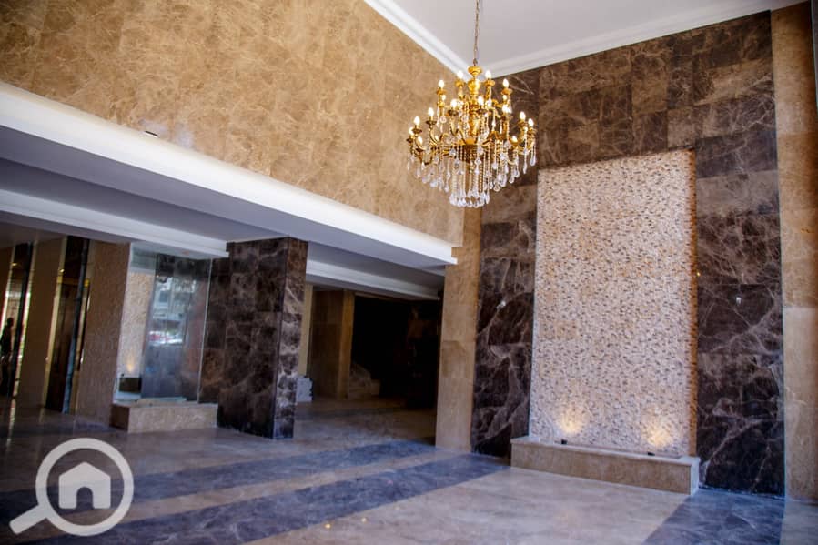 2 SOLO Studios (2). jpg